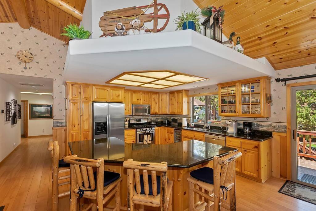 Teakwood - 3-Br Spa, Fire Pit, Quiet, Ac, Centrally Located Villa Big Bear Lake Dış mekan fotoğraf